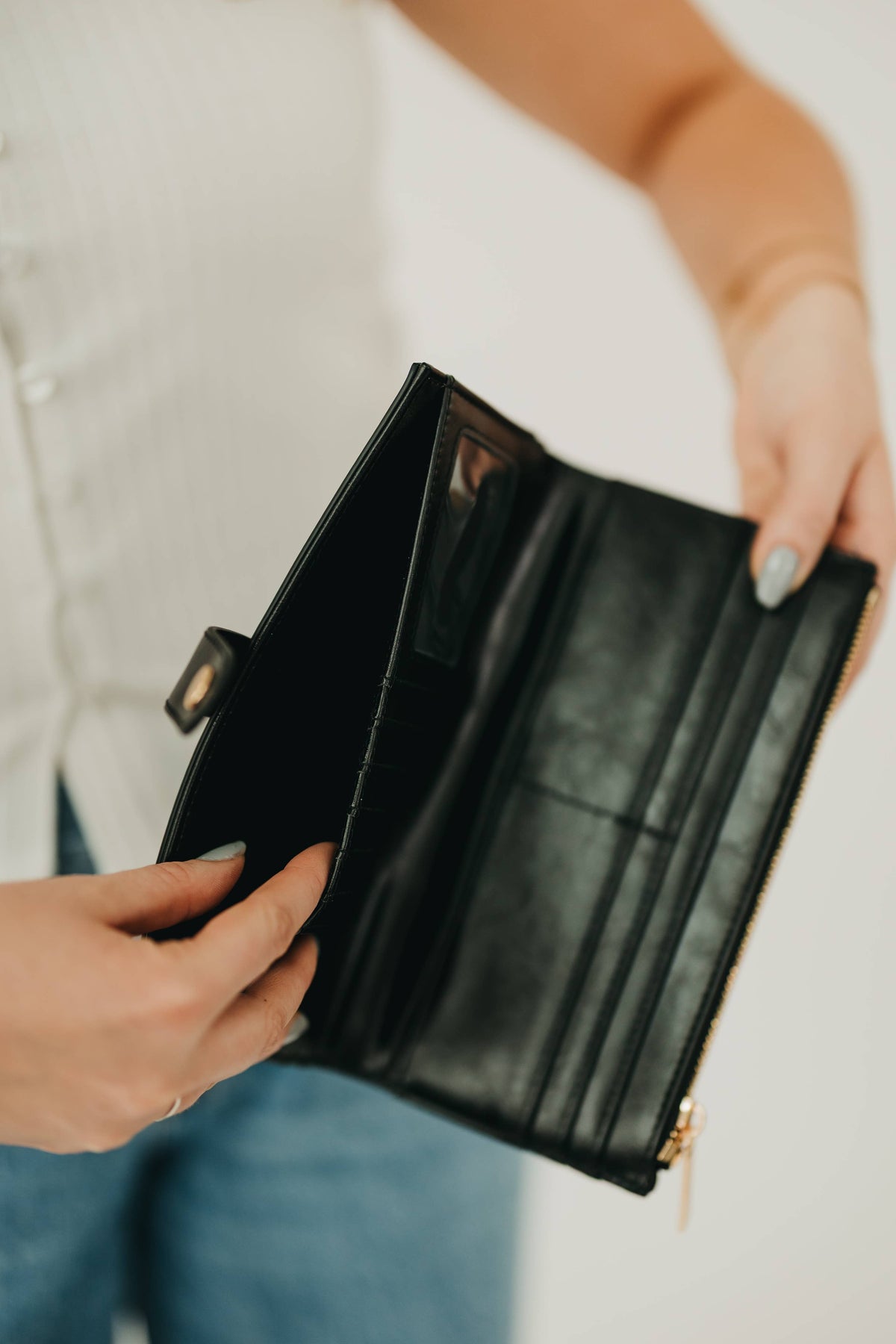 Essentials Carryall Wallet