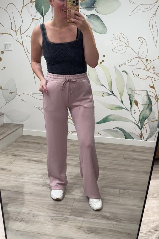 Free Movement Straight Pant